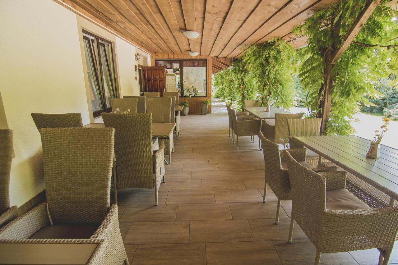Orsegi Patakparti Alpaka Panzio Bed and Breakfast Kisrakos Exteriör bild