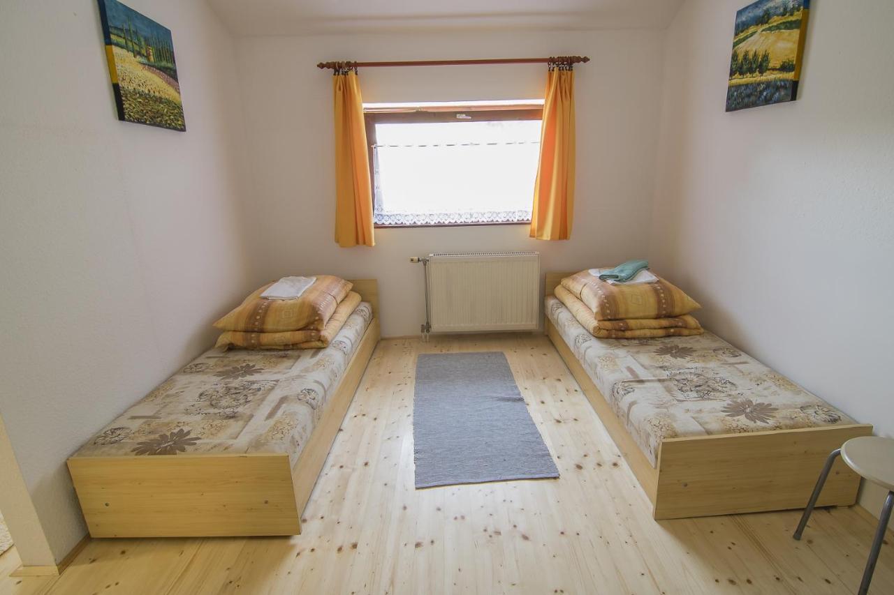Orsegi Patakparti Alpaka Panzio Bed and Breakfast Kisrakos Exteriör bild