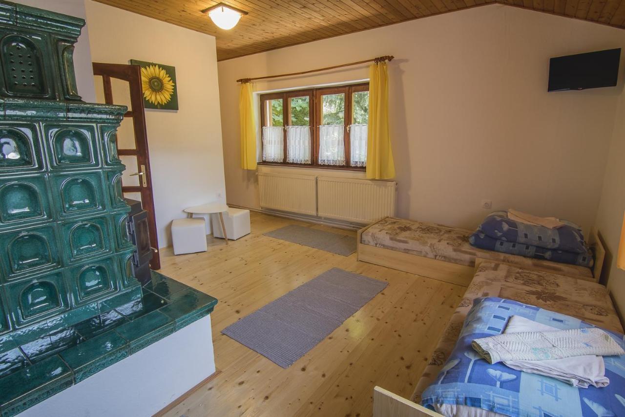Orsegi Patakparti Alpaka Panzio Bed and Breakfast Kisrakos Exteriör bild